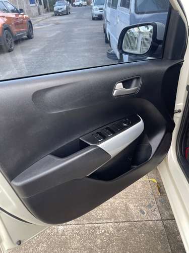 Vendo Kia Picanto 2018, mecánico,menos de 50000km  - Imagen 8