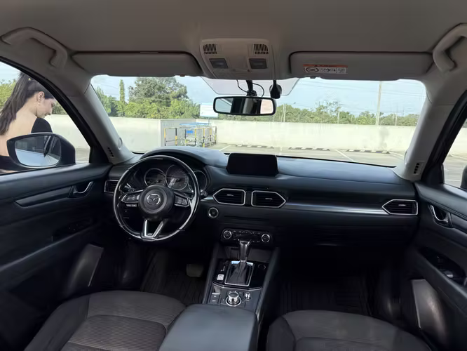 Mazda CX-5 2018 2.0L – Buen estado – 146,000 km