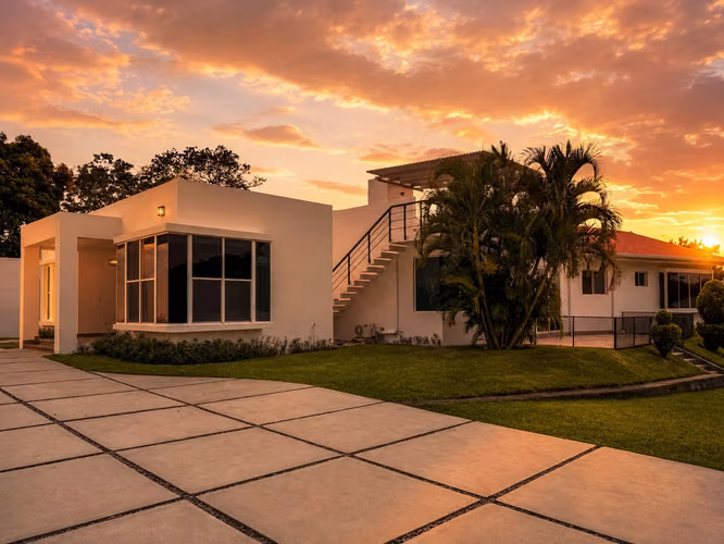 Vent de propiedad de lujo en Santo Domingo Managua