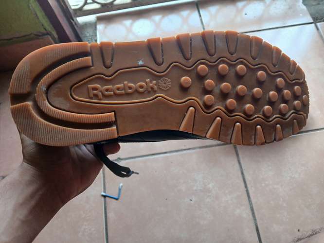 Reebok classics negros - Imagen 2