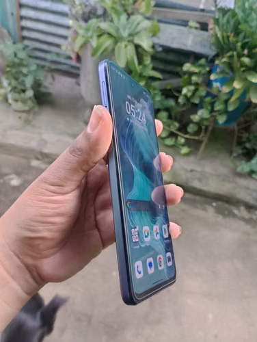 Moto g35 5G 256gb 4 RAM - Imagen 6