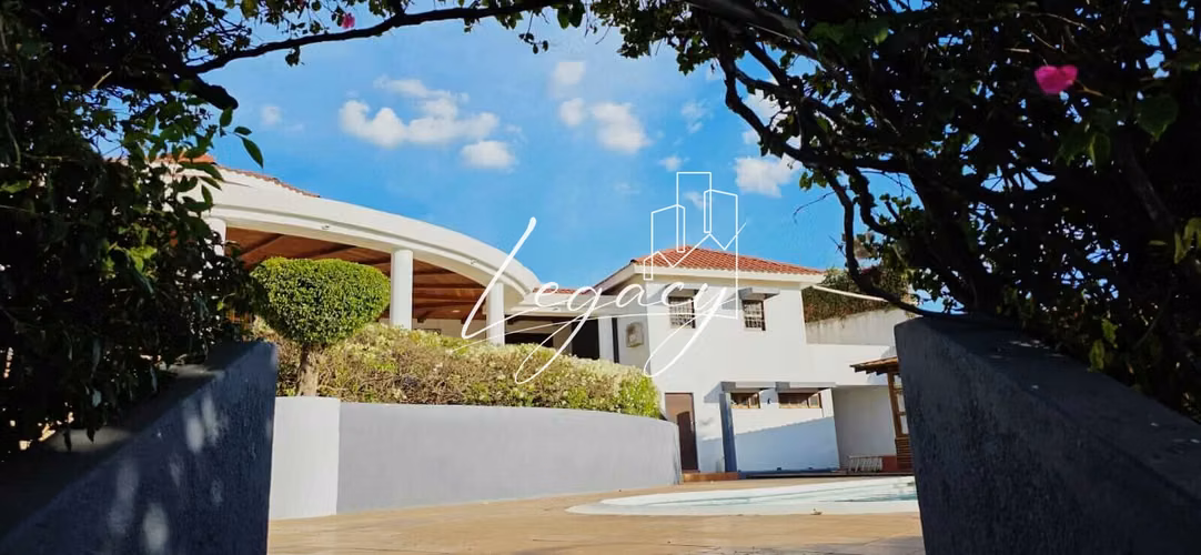 EG- Amplia residencia en renta con piscina y vista panorámica - Imagen 7
