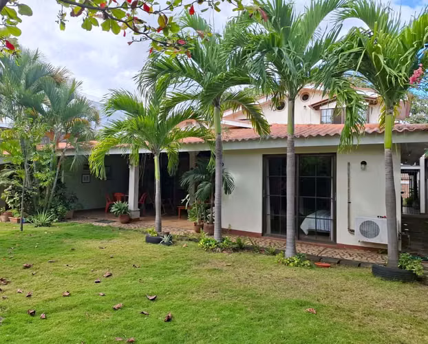 GG - Venta de hermosa casa de 2 plantas en Lomas de Reparto San Juan  - Imagen 11