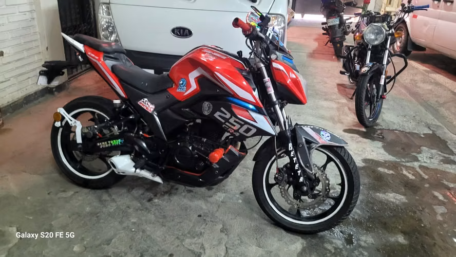 Vendo Génesis CR4 - Imagen 10