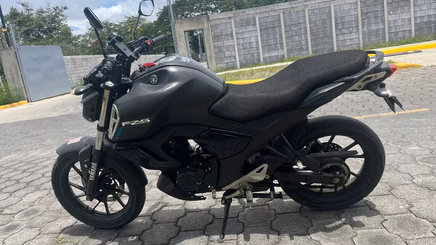 Yamaha FZ 150 V3 2023 - Imagen 3