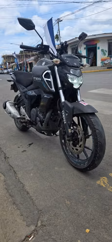 Yamaha FZ 150 V3 2023 - Imagen 11