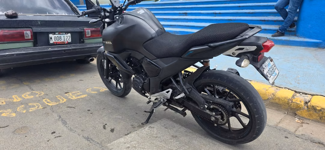 Yamaha FZ 150 V3 2023 - Imagen 8