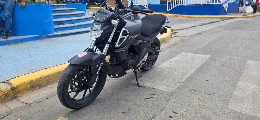 Yamaha FZ 150 V3 2023 - Imagen 12