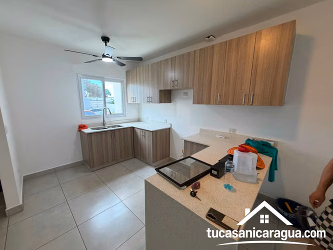 SE RENTA CASA MODERNA EN SENDEROS DE LAS COLINAS – MANAGUA - Imagen 5