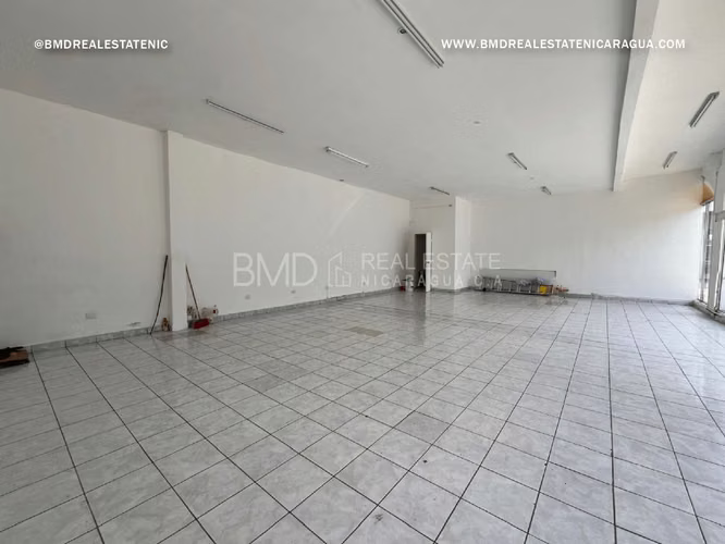 Renta de módulo comercial de 90 m², ubicado cerca de la Jean Paul KG - Imagen 4