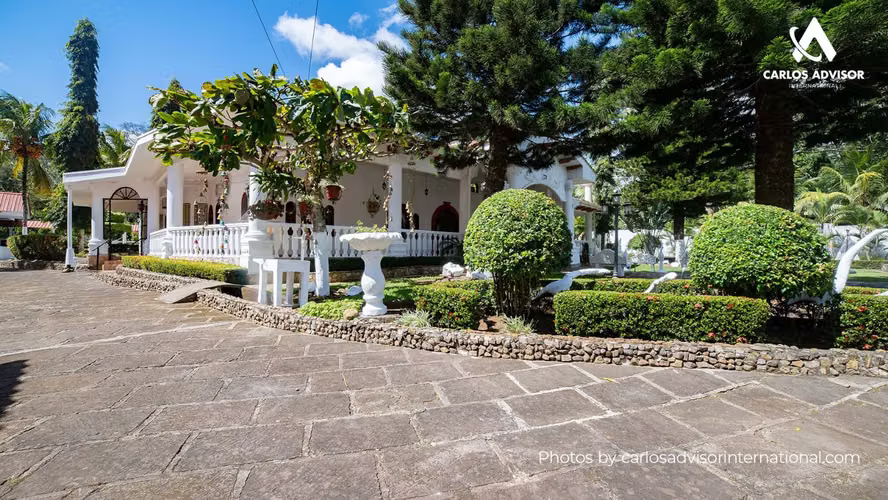     CASA DE LUJO EN JINOTEPE, CARAZO - NICARAGUA