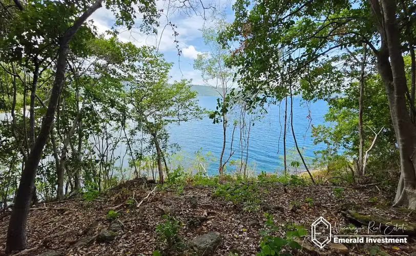 Lakefront Land Over 1 Acre in Laguna de Apoyo, Nicaragua