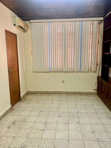 ¡Se renta! oficina en Los Robles - Imagen 1