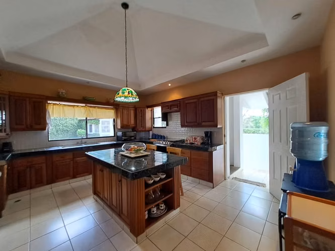 CASA EN VENTA | REPARTO MONTE FRESCO, CARRETERA SUR