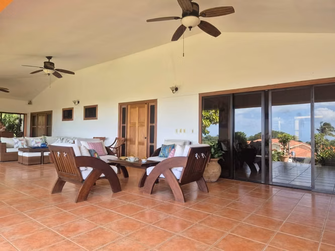 CASA EN VENTA | REPARTO MONTE FRESCO, CARRETERA SUR