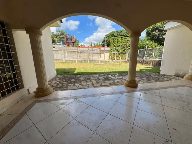 Venta y Alquiler de Casa en Carretera Vieja a Leon 