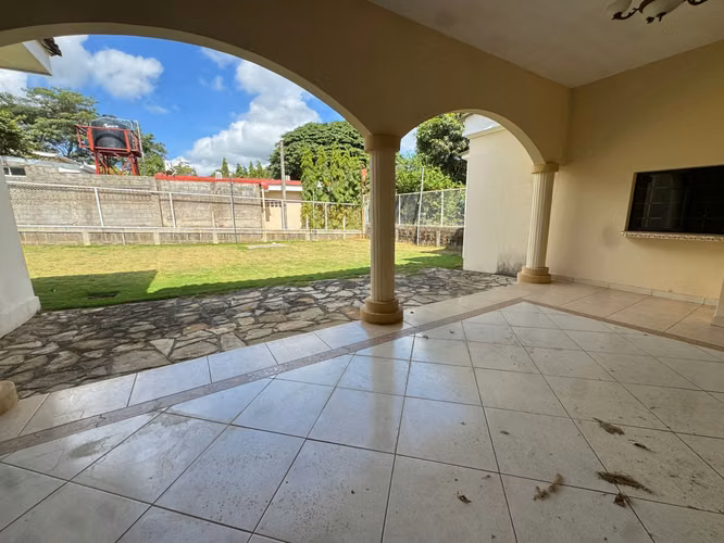 Venta y Alquiler de Casa en Carretera Vieja a Leon 