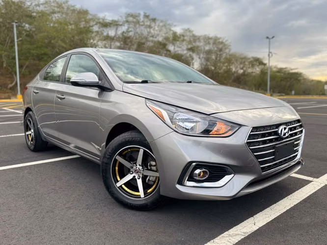 Hyundai Accent 2022 || Automatico - Imagen 2