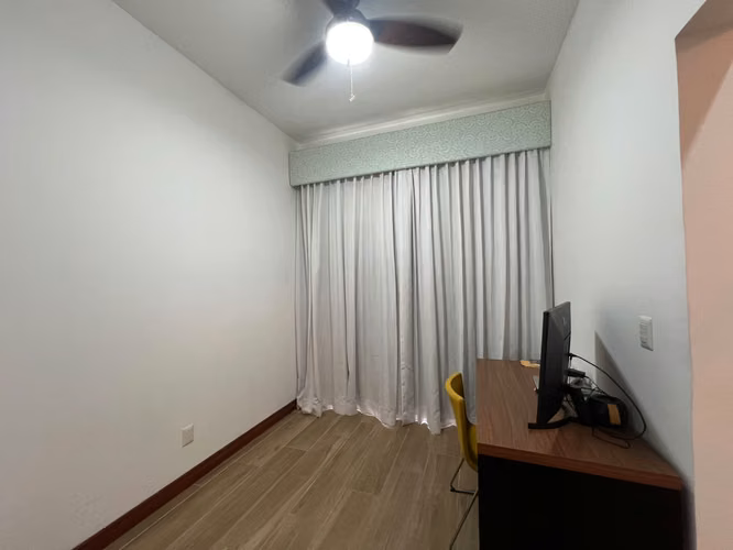 Residencia amueblada de 5 habitaciones con piscina en Lomas de Santa Lucía | Santo Domingo  - Imagen 4