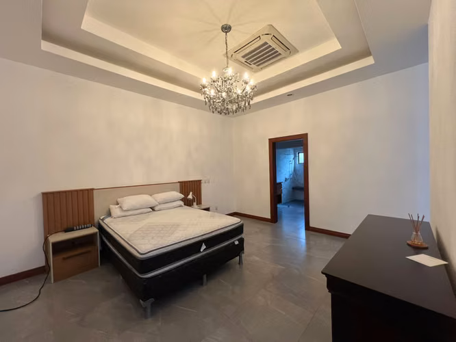 Residencia amueblada de 5 habitaciones con piscina en Lomas de Santa Lucía | Santo Domingo  - Imagen 16