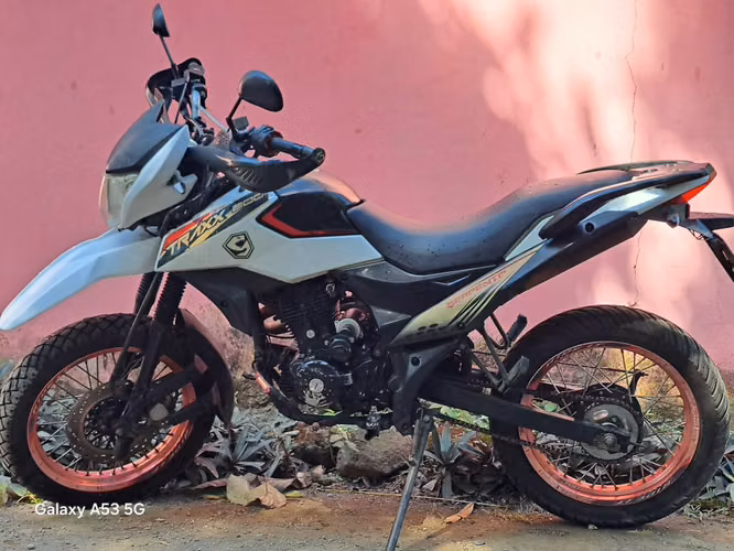 Serpento traxx 200
