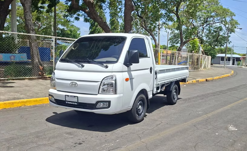 HYUNDAI H100 
