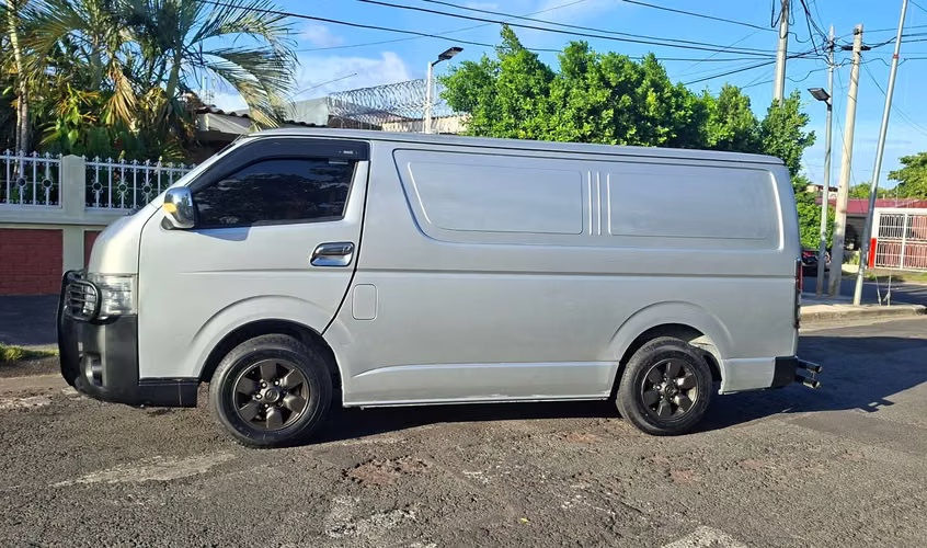 TOYOTA HI-ACE PANEL  - Imagen 5