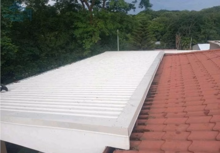 Altos de San Isidro en venta hermosa propiedad  - Imagen 9
