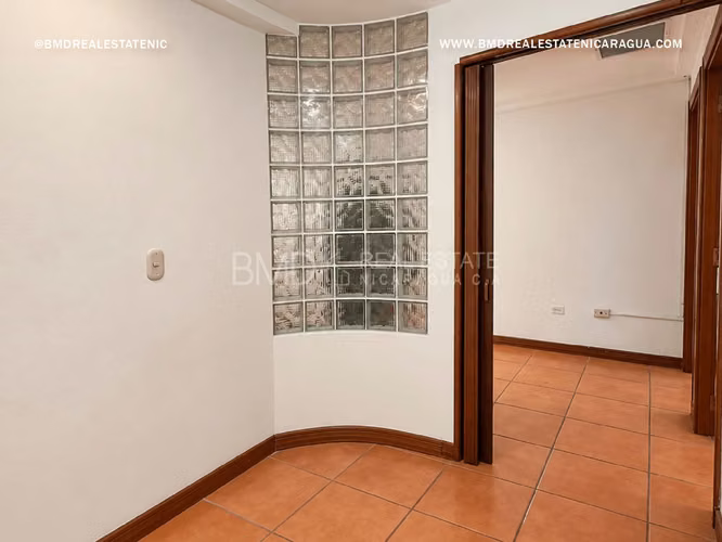 Módulo comercial en alquiler en Ofiplaza El Retiro, con 65 m² para oficinas, consultorios medicos 0511 - Imagen 10