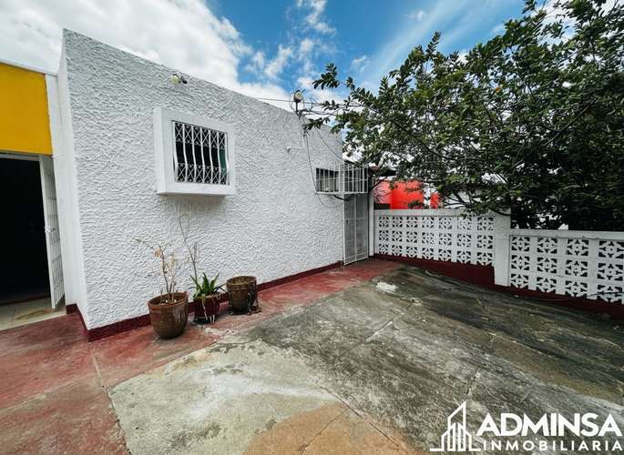 House for Sale - Colonial Los Robles (PRICE U $150,000)