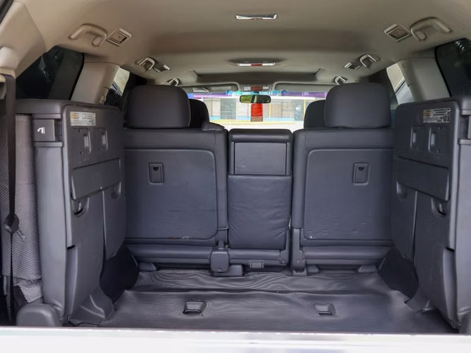 VENDO CAMIONETA TOYOTA LAND CRUISER 2012  ¡UNICO DUEÑO! 