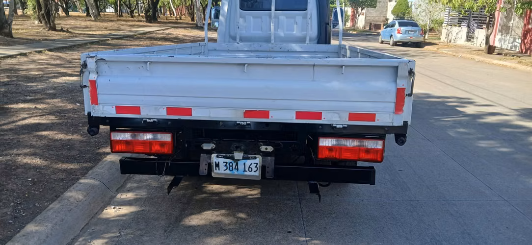 Dongfeng Captain T5 2023 - Como Nuevo (Solo 16,440 KM) - Único Dueño