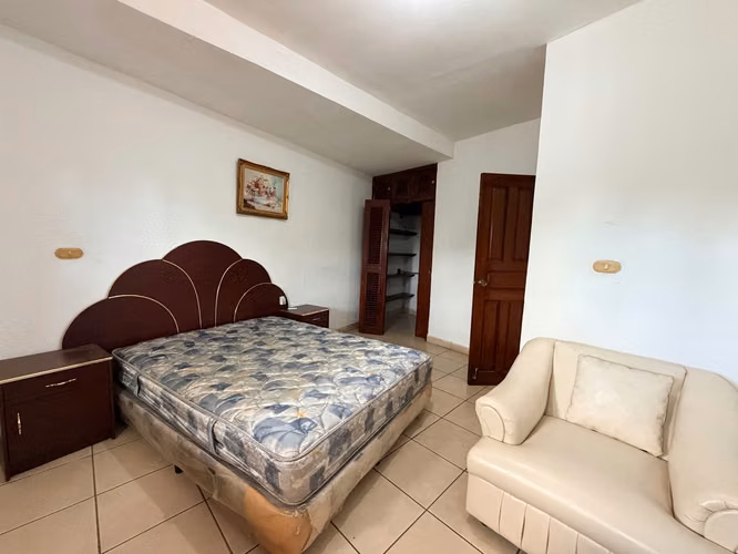  SE RENTA APARTAMENTO AMUEBLADO EN REPARTO SAN JUAN - Imagen 4