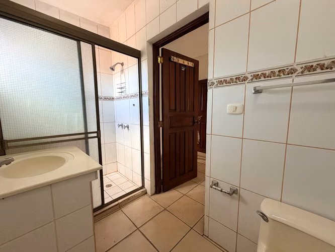  SE RENTA APARTAMENTO AMUEBLADO EN REPARTO SAN JUAN - Imagen 6