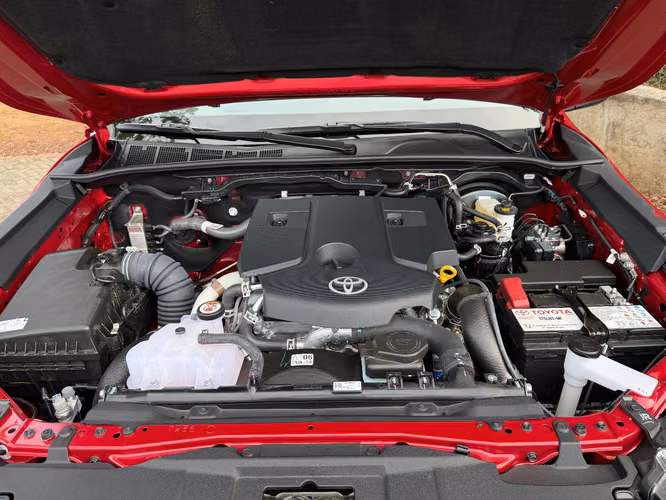 HILUX SR AUTOMATICA - 2027 NUEVA..