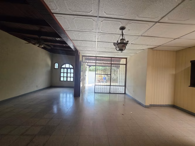 FH | En Venta Casa con Potencial Comercial | Altamira - Imagen 17