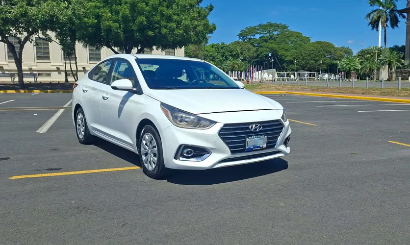 HYUNDAI ACCENT  - Imagen 3