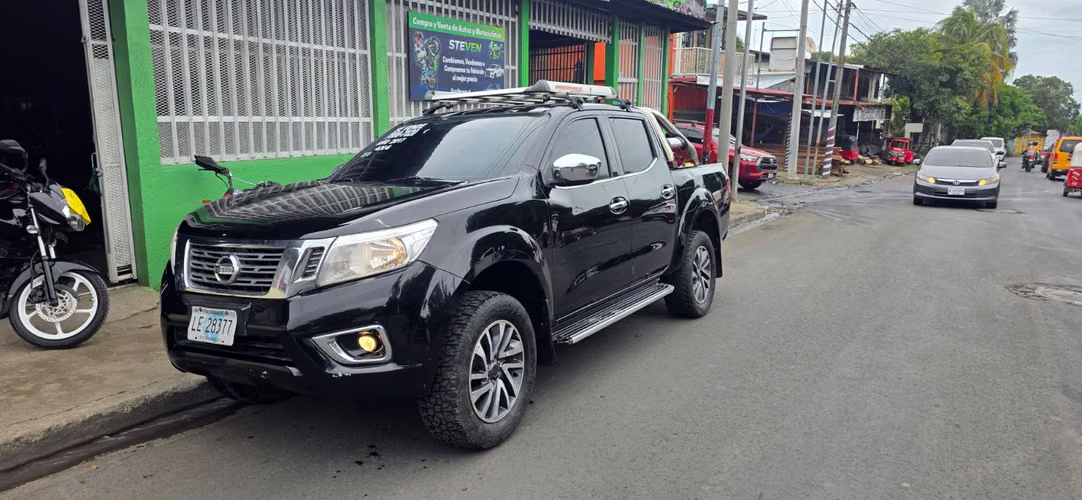 Vendo o cambio linda nissan 2017 - Imagen 3