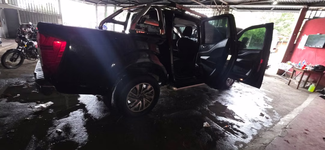 Vendo o cambio linda nissan 2017 - Imagen 6