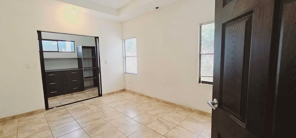 RENTA DE CASA EN RESIDENCIAL VILLA EL ROSARIO ml - Imagen 6