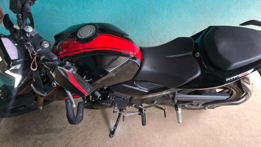 Moto tvs apache 200cc 