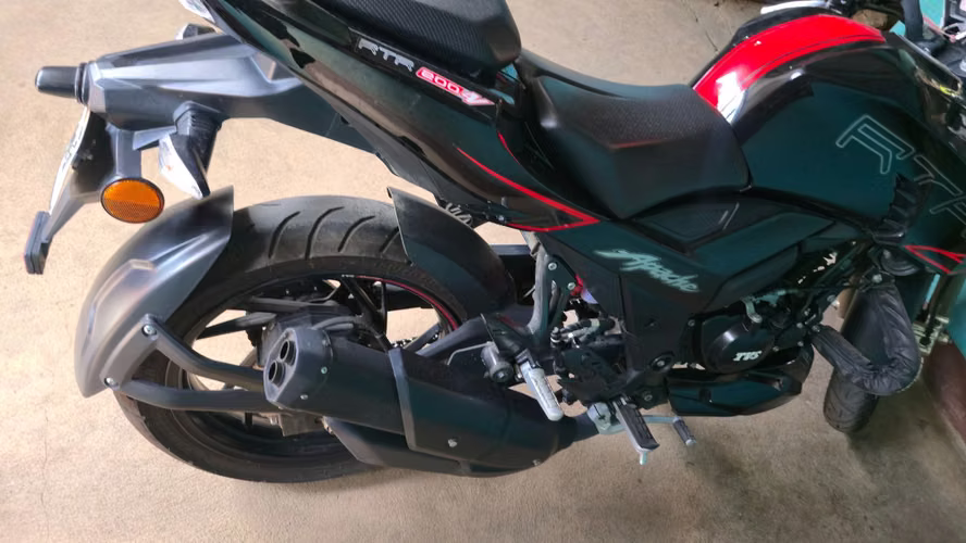Moto tvs apache 200cc 