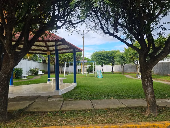  ¡Exclusiva Casa en Renta - Confort y Estilo Moderno! - Imagen 7