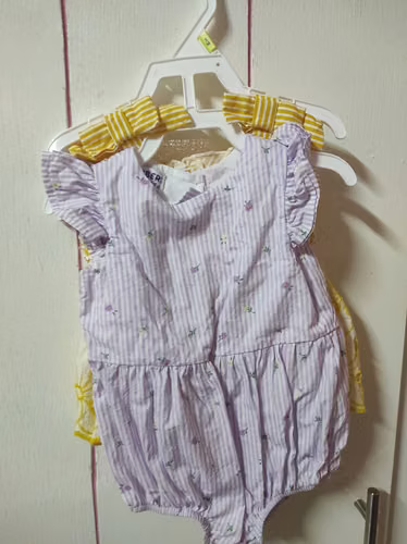 Combo de ropa, burbuja mosquitero y chineador para bebé - niña