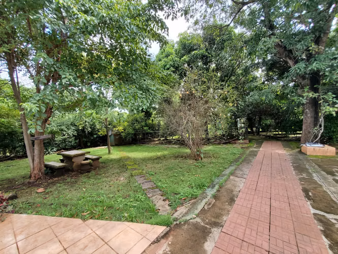 DG-Vendo quinta en Las Jaguitas