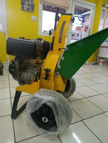 PICADORA DE PASTO MARCA CUTTERMAN C-620