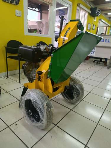 PICADORA DE PASTO MARCA CUTTERMAN C-620