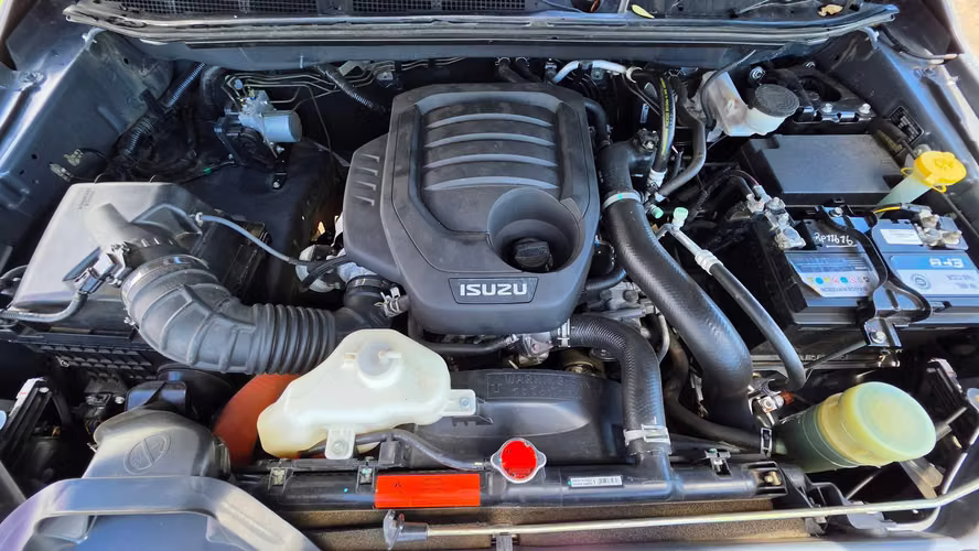 PRECIOSA ISUZU D-MAX 2024 - Imagen 10