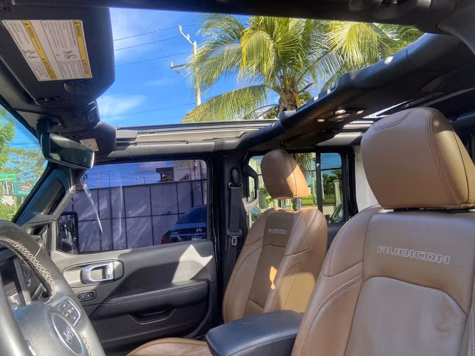 Jeep Wrangler Rubicon 4xe híbrido Año 2022 Con 375 HP  - Imagen 8