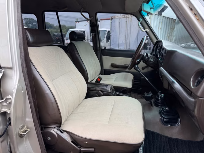 Land Cruiser Gx año 1989  - Imagen 9
